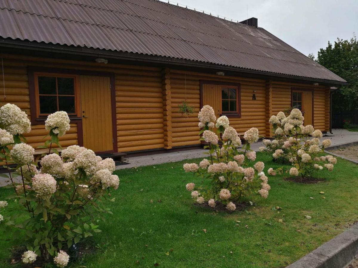 Karolio Sodyba Paluseje Luaran gambar